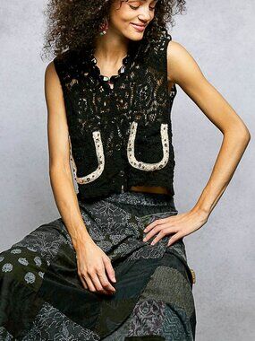 POL Button Down Cropped Crochet Vest with Scalloped Edge